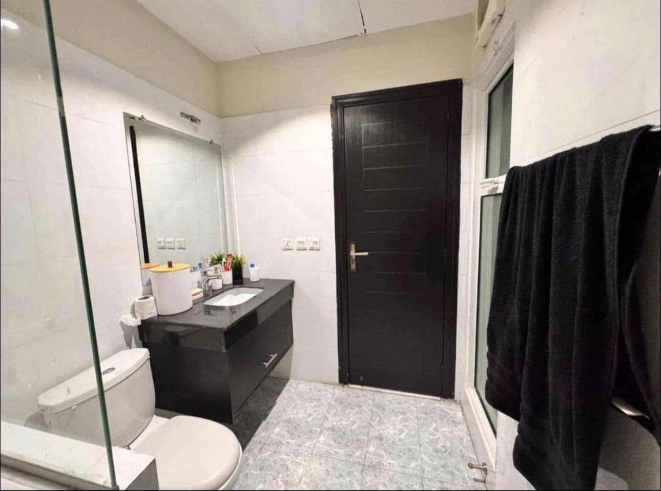 Zameen Opal Apartment 2BHK - Light Heaven at Zameen Opal, Johar Town — photo 6