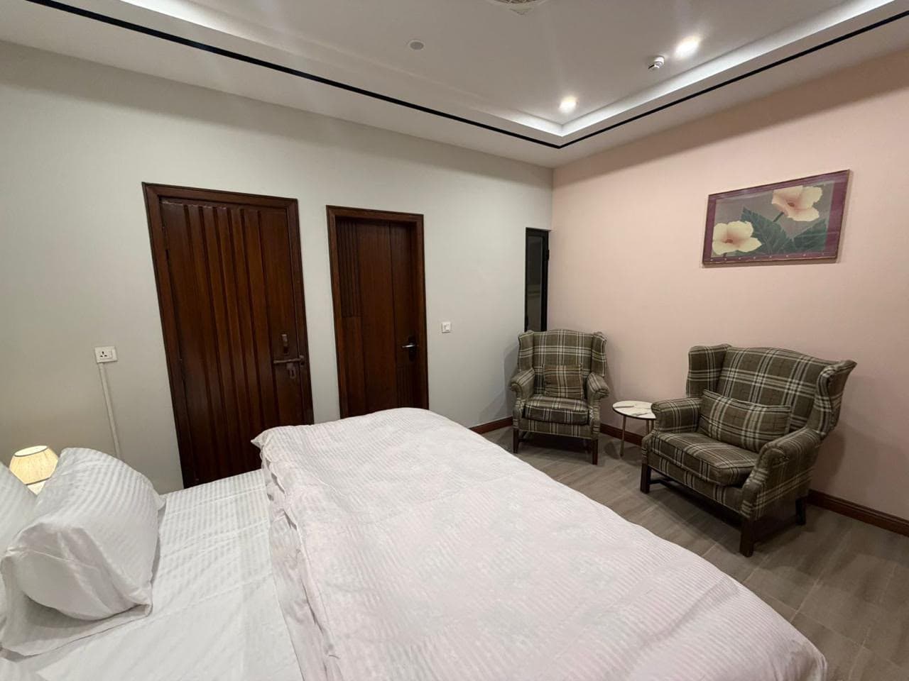 3BHK Cozy Vibe Apartment at Penta Square, DHA Phase 5 — photo 21