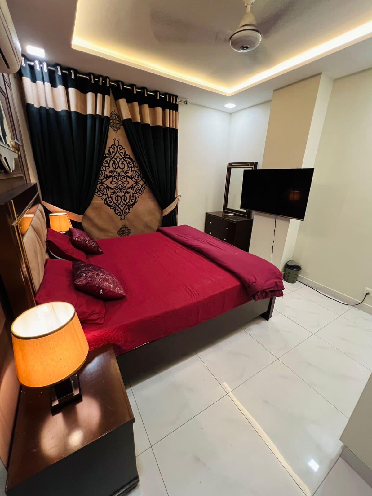 Zameen Opal Apartment - 2BHK at Zameen Opal, Johar Town — photo 8
