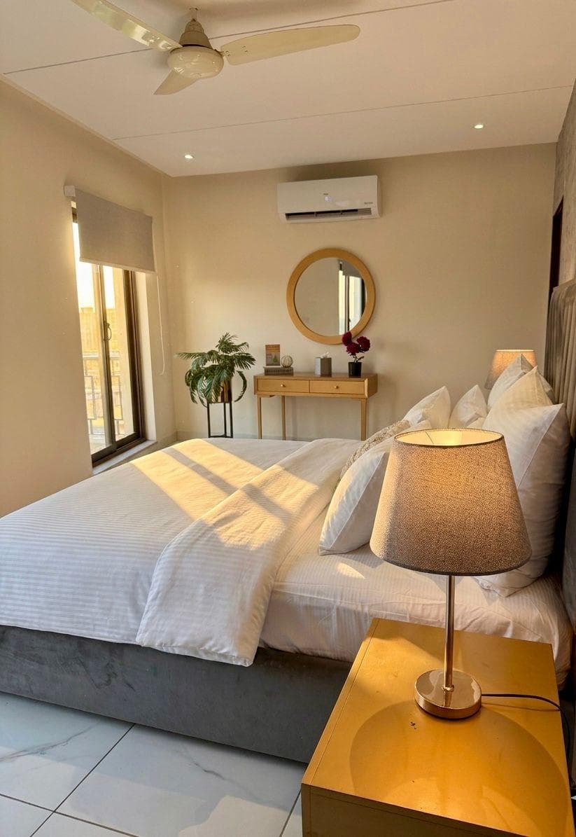 Boutique One Bed at Indigo, Gulberg — photo 9