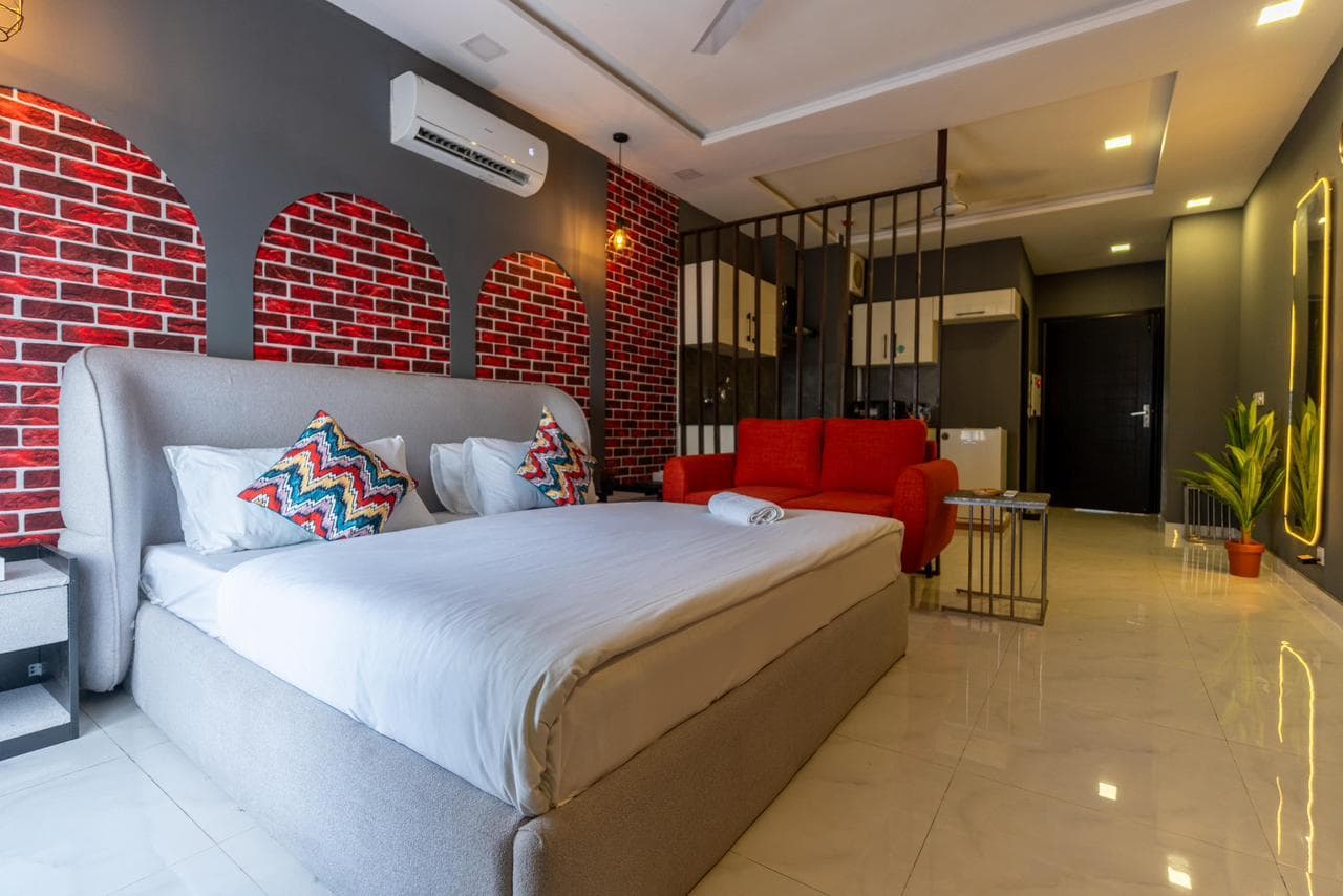Zameen Opal - Studio Apartment Cozy Vibe at Zameen Opal, Johar Town — photo 17