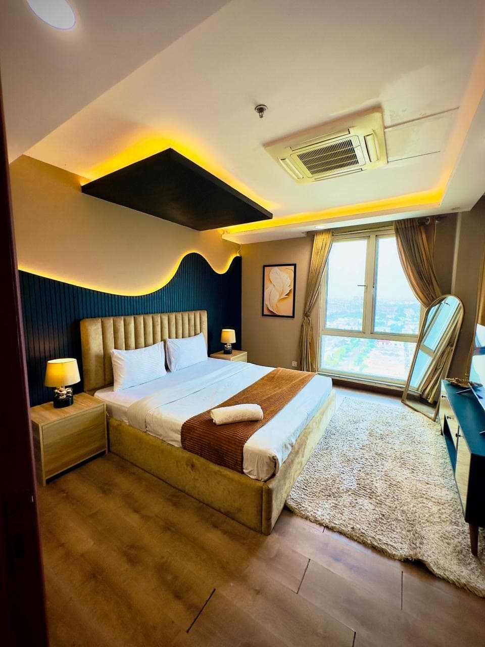 Gold Crest One Bed at Gold Crest, DHA Phase 4, photo 9