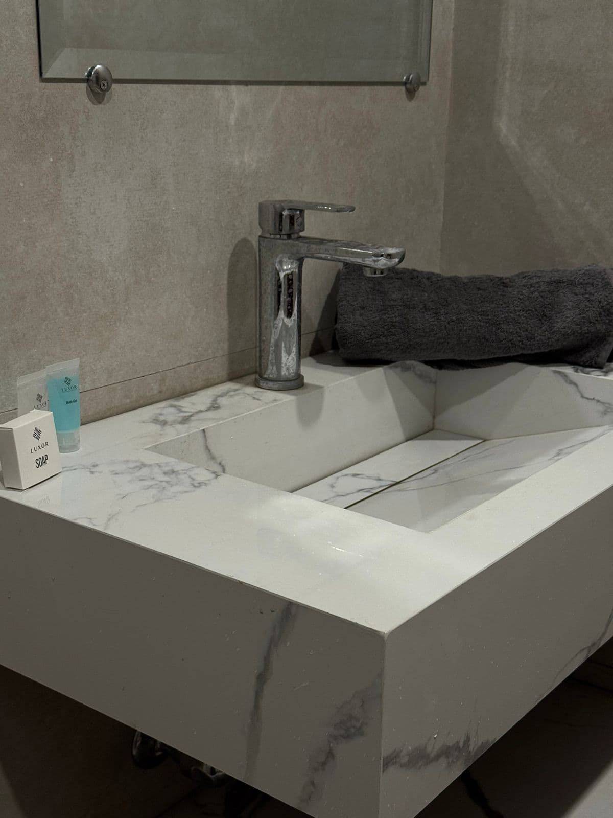 Zameen Aurum - 1BHK at Zameen Aurum, Gulberg — photo 8