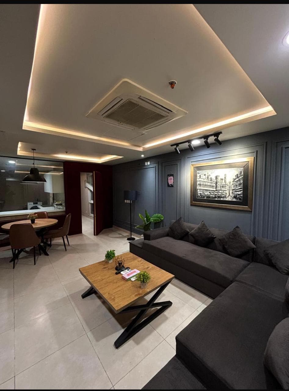 Gold Crest 1BHK Dark Theme at Gold Crest, DHA Phase 4 — photo 8