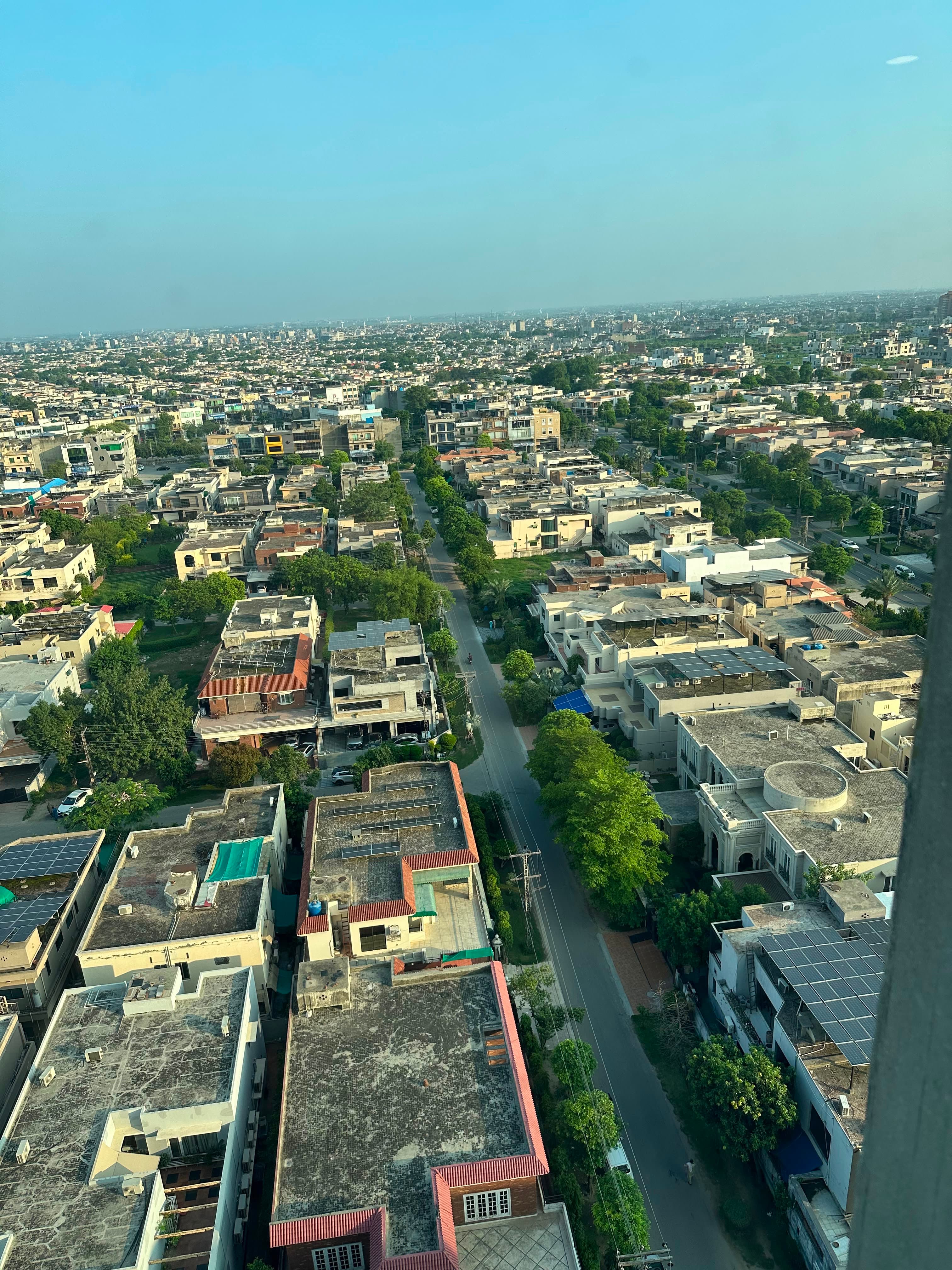 Gold Crest Classic 1 Bedroom at Gold Crest, DHA Phase 4 — photo 9