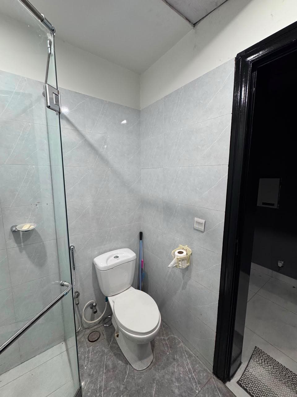 Zameen Opal Studio - Star Lights & Dark Theme at Zameen Opal, Johar Town — photo 3