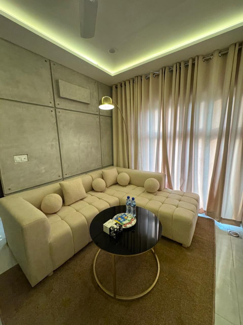 Zameen Aurum - 1BHK at Zameen Aurum, Gulberg — photo 6