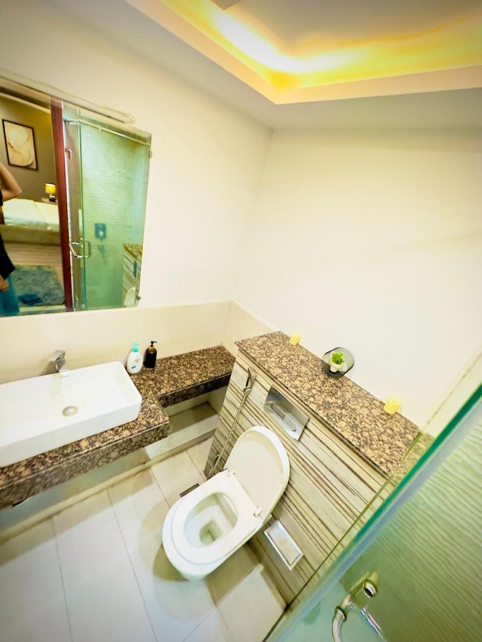 Gold Crest One Bed at Gold Crest, DHA Phase 4, photo 14