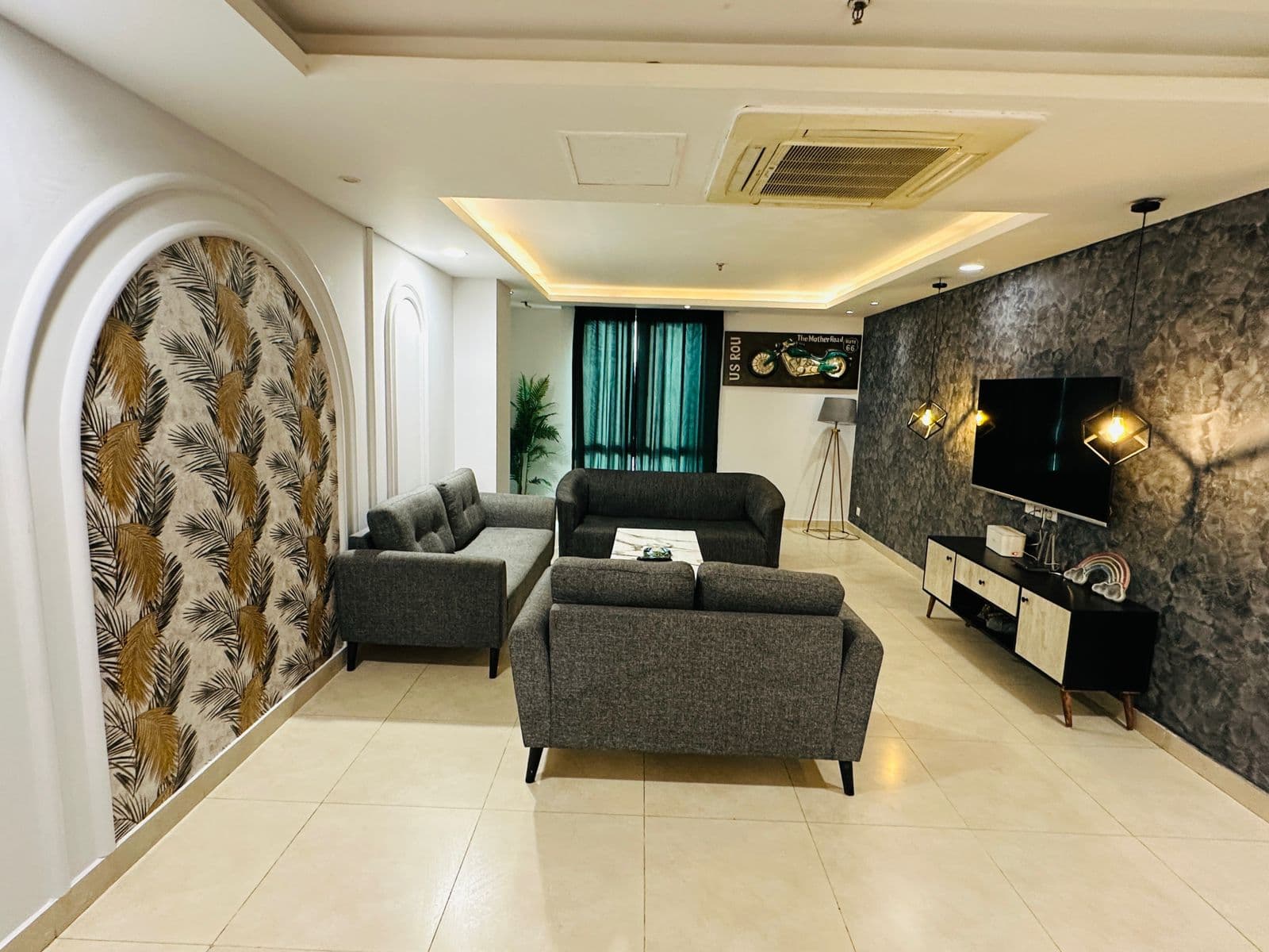 3 BHK Furnished Apartment in Goldcrest DHA Lahore at Gold Crest — photo 3
