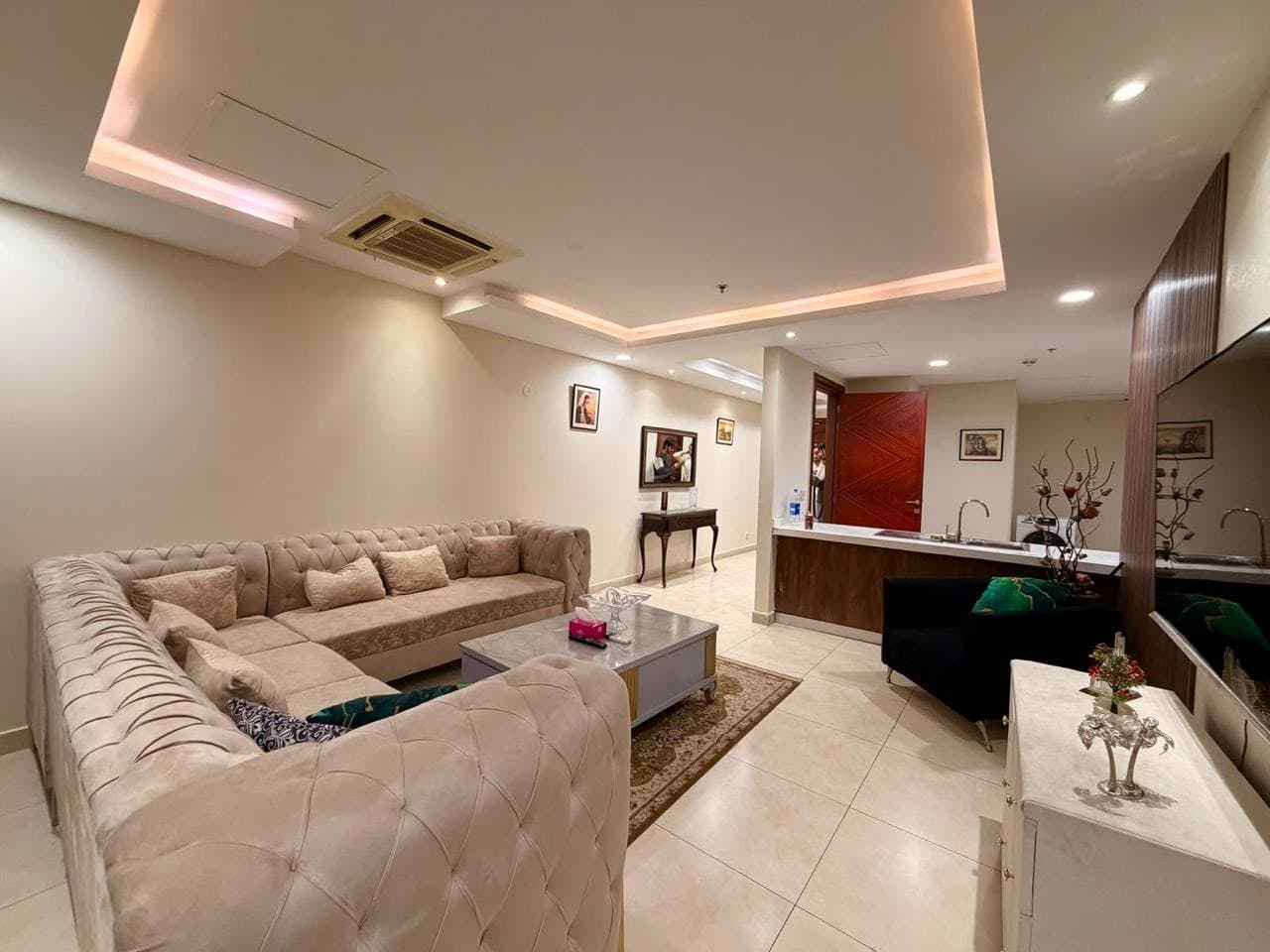 Gold Crest Studio at Gold Crest, DHA Phase 4, photo 7