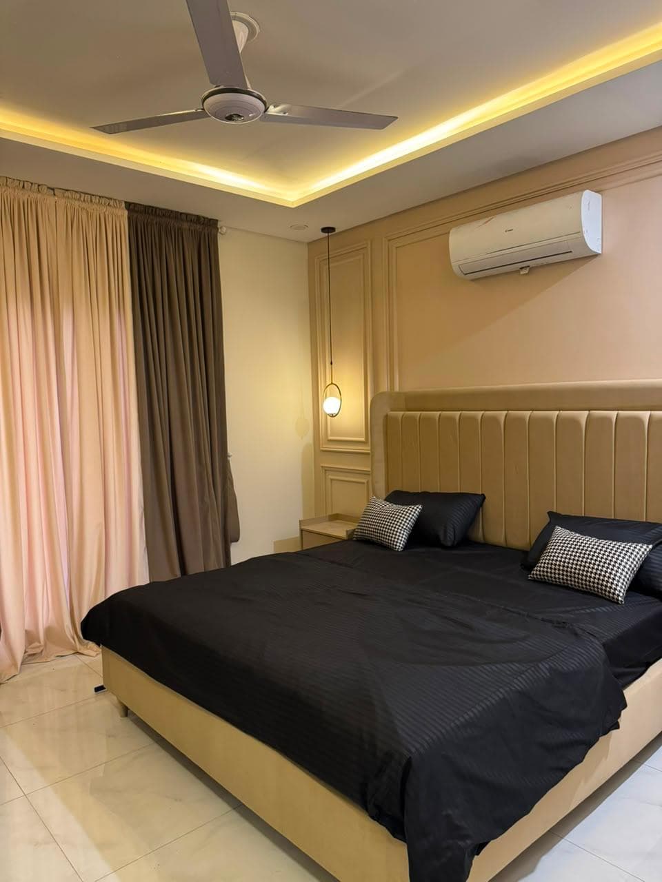 Zameen Opal - 1BHk Apartment at Zameen Opal, Johar Town — photo 6