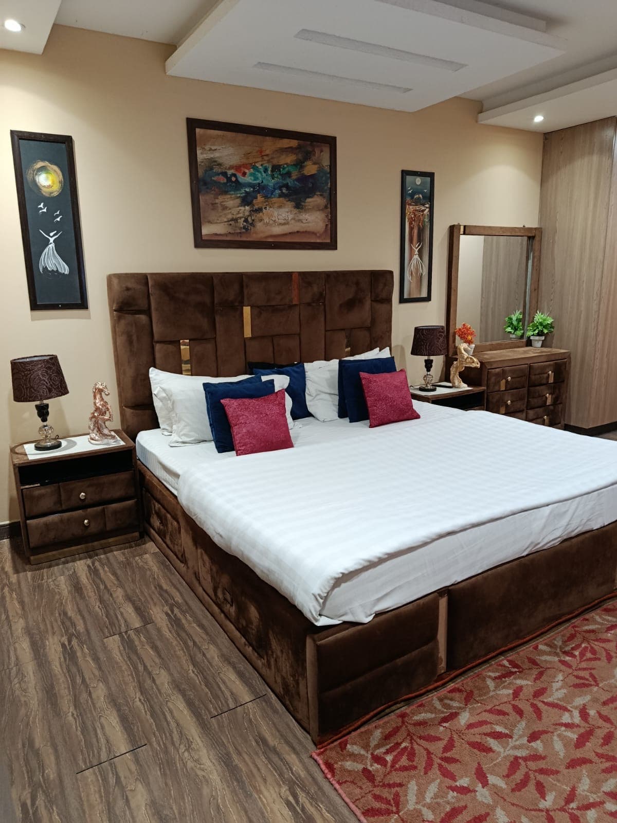 Gold Crest 1BHK Blue at Gold Crest, DHA Phase 4 — photo 11