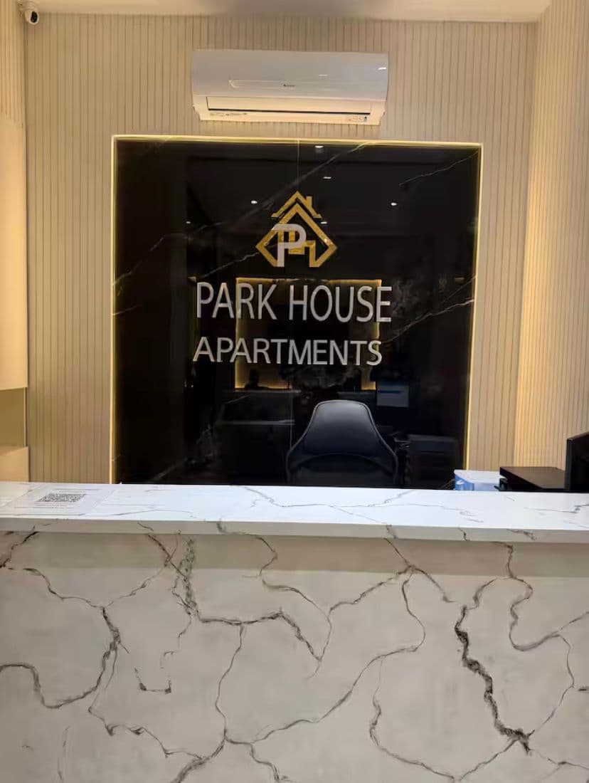 Studio Apartment - Park House Gulberg at Park House, Gulberg — photo 9