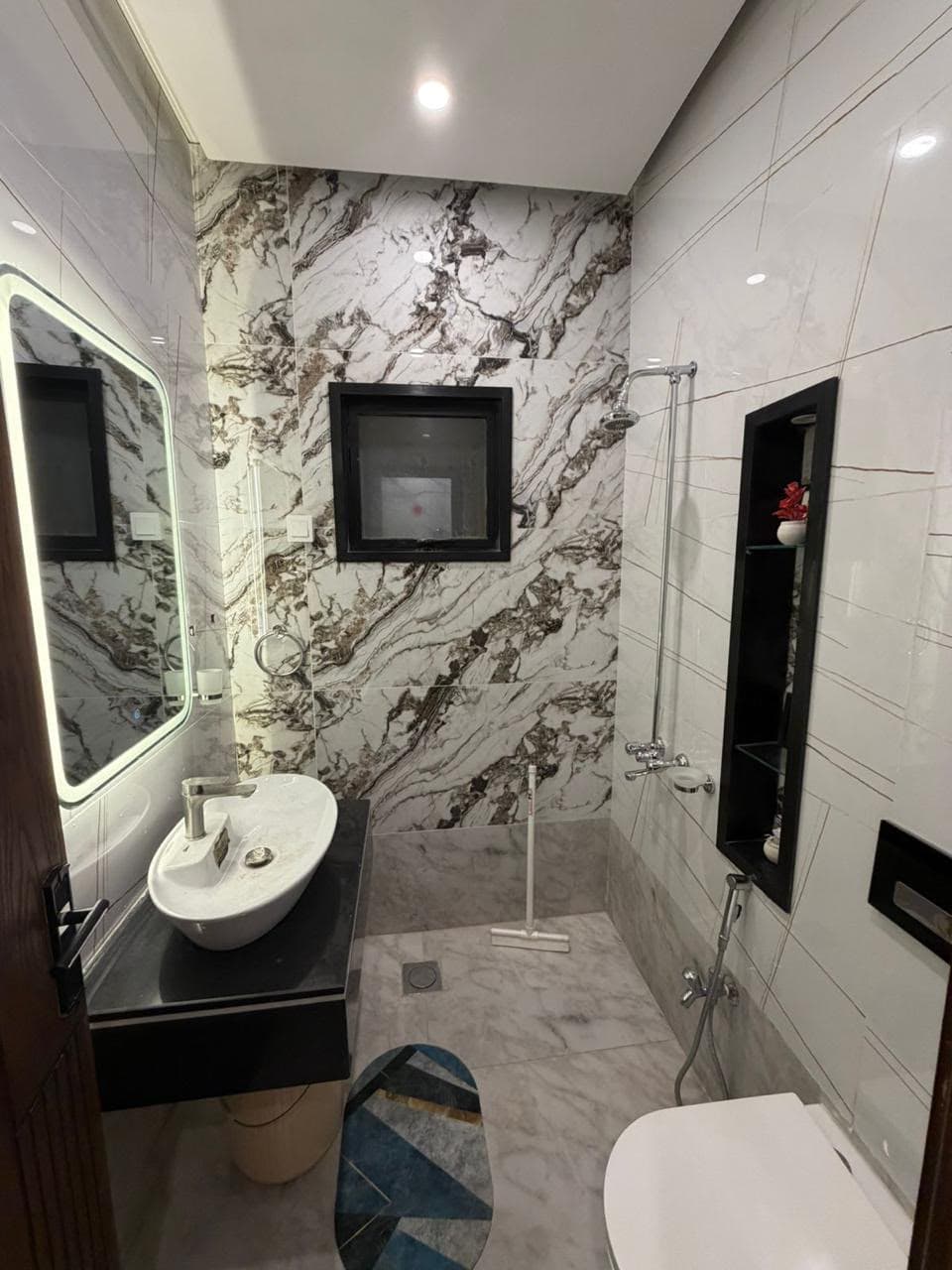 3BHK Cozy Vibe Apartment at Penta Square, DHA Phase 5 — photo 22