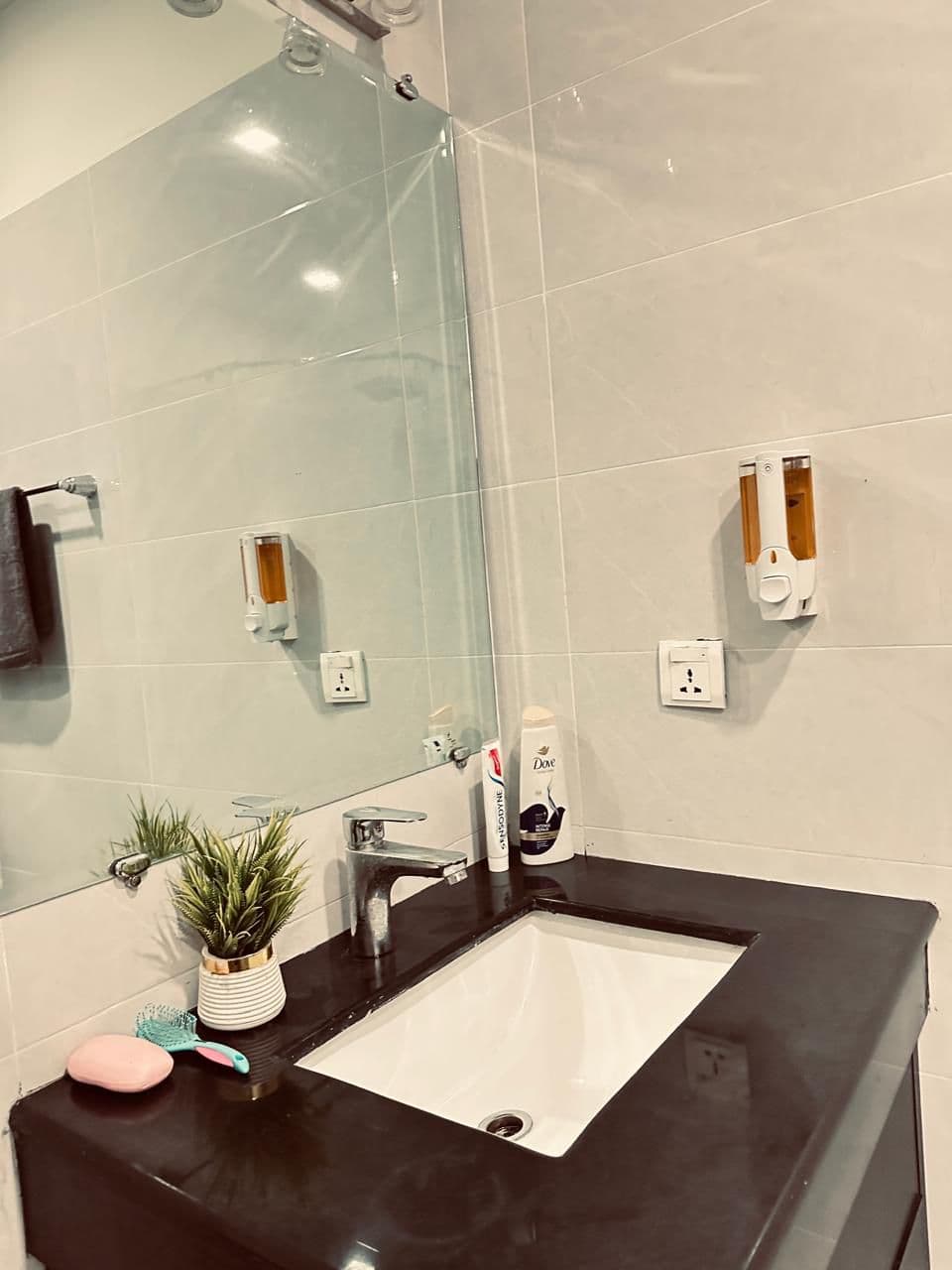 Zameen Opal Apartment - 2BHK at Zameen Opal, Johar Town — photo 16