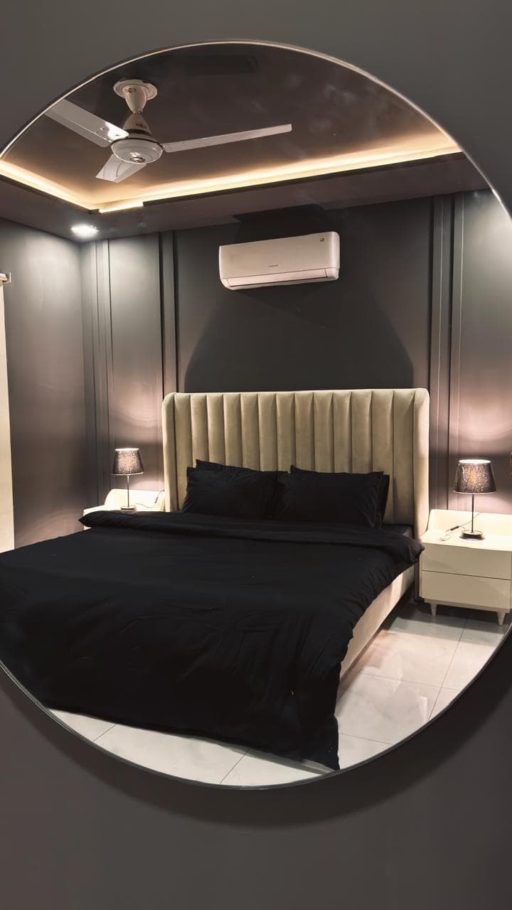 Zameen Opal 1BHk Star Light & Dark Theme at Zameen Opal, Johar Town — photo 12