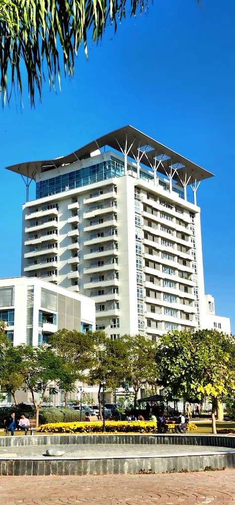 Penta Square, DHA Phase 5, Lahore