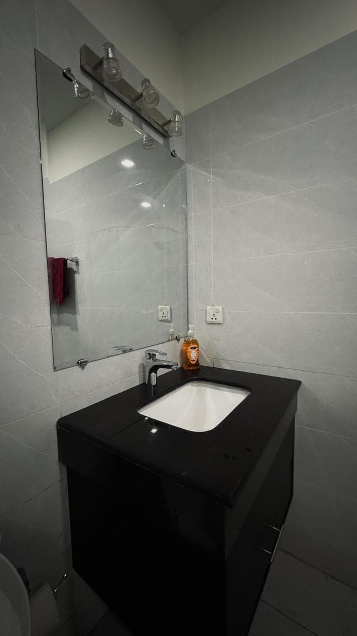 Zameen Opal 1BHk Star Light & Dark Theme at Zameen Opal, Johar Town — photo 10