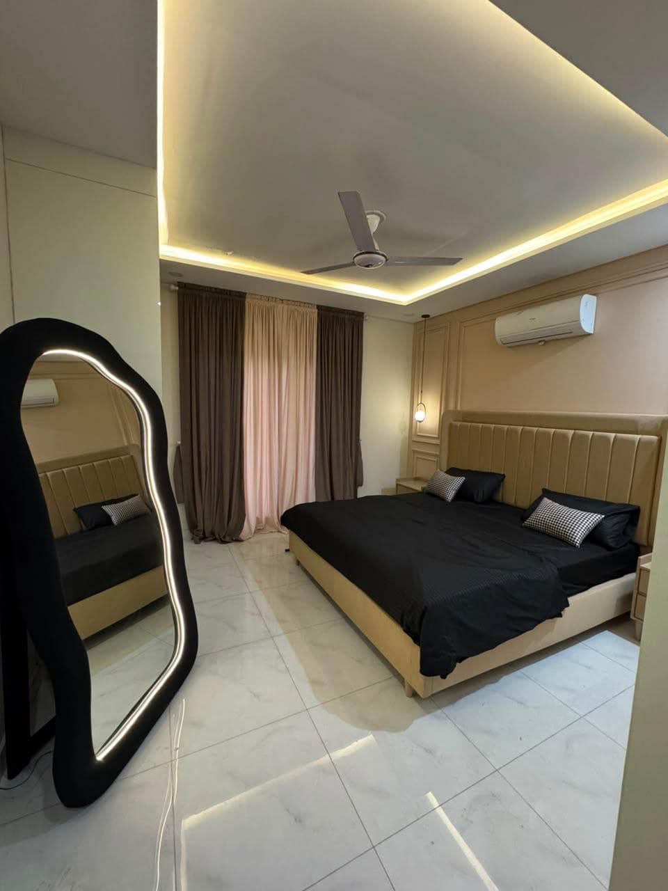 Zameen Opal - 1BHk Apartment at Zameen Opal — photo 4