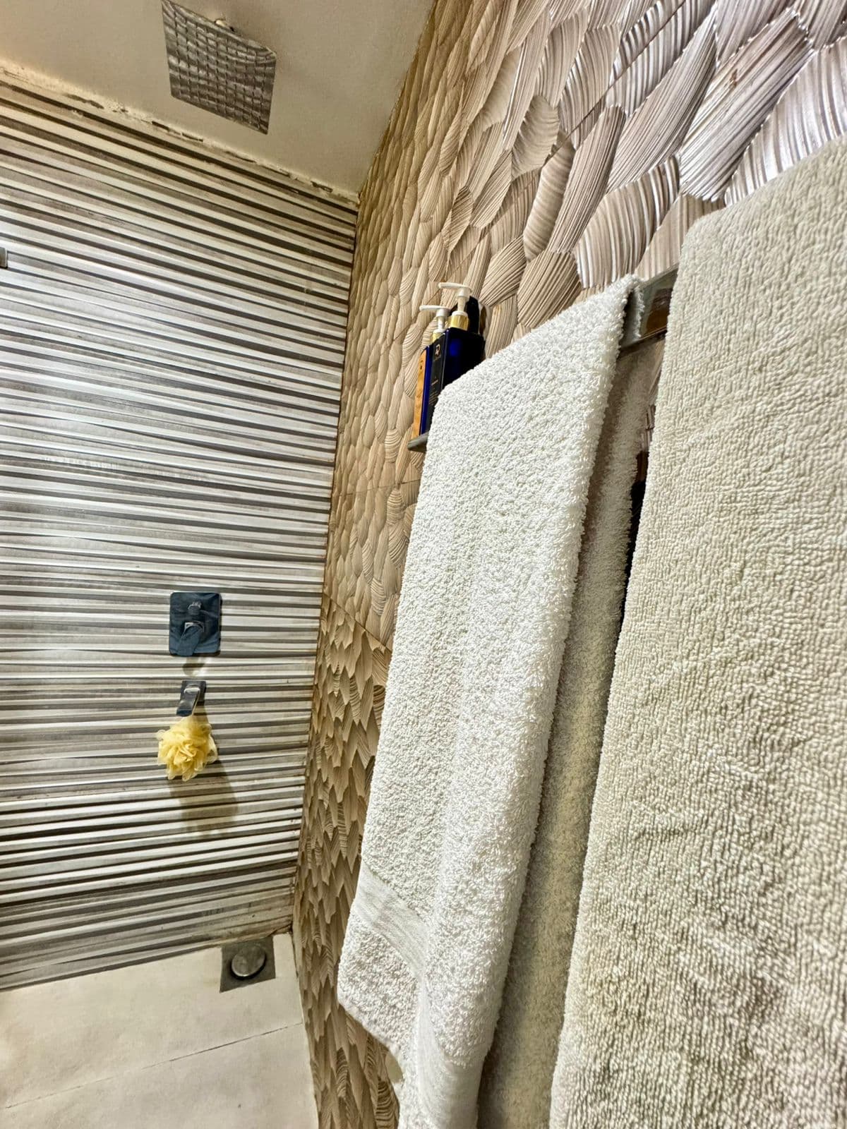 2 BHK - Gold Crest Apartment at Gold Crest, DHA Phase 4 — photo 15